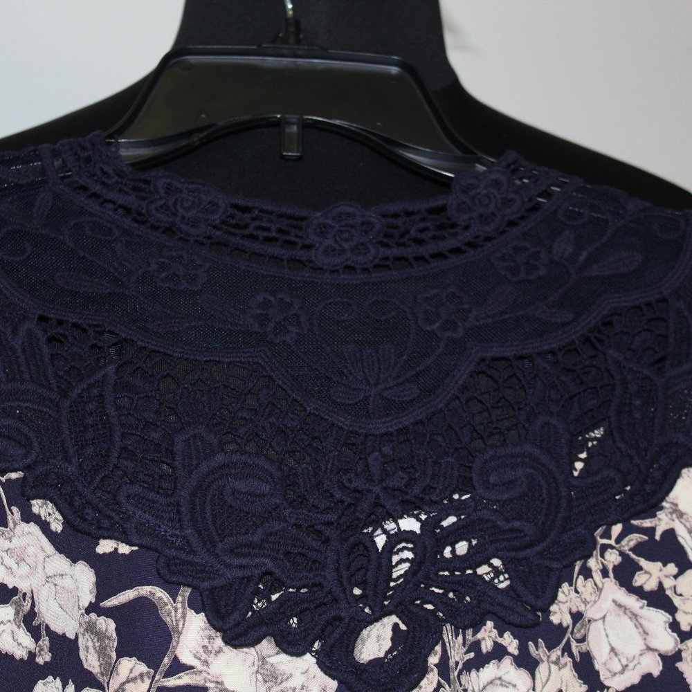 Altar'd State Navy Laced Neckline Floral Dress Small